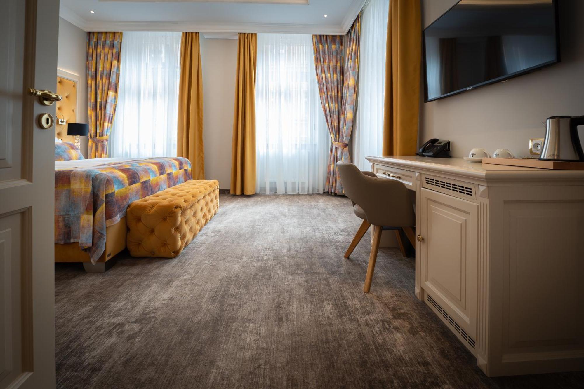 Golden Key Boutique Hotel Karlovy Vary Exterior foto